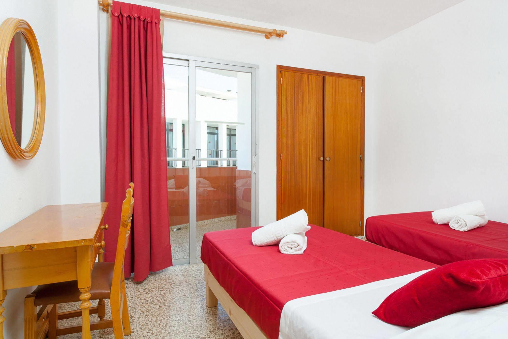 Apartamentos Puet San Antonio (Ibiza) Exterior foto